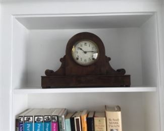 Mantle Clock