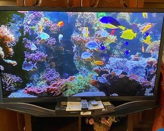 Samsung plasma 8500 smart tv with 3D glasses 