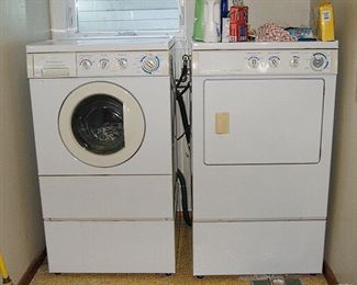 Front Load Washer & Dryer