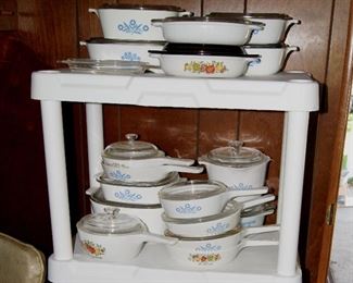 Lots of Nice Vintage Corning Ware Dishes
