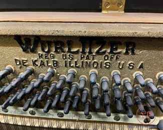 Vintage Wurlitzer Piano (Model 2160) in Ebony Finish