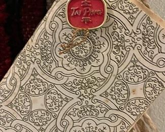 Tai Ping Hand Knotted Royal Bokhara Persian Rug