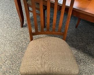 Thomasville Dining Room Table Set