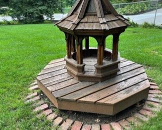 Lighted Gazebo Yard Art Display