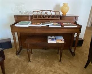 Hallet, Davis & Co Piano