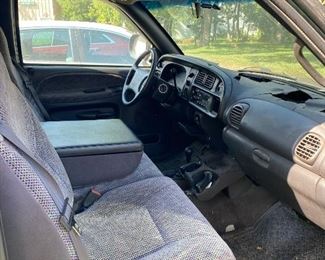 1999 Dodge Ram pickup; doesn't run; 166,642 miles