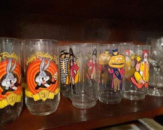 Vintage Bugs Bunny & Burger King glasses
