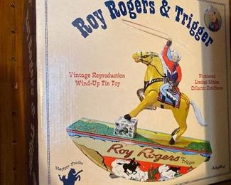 Vintage Roy Rogers & Trigger tin toy