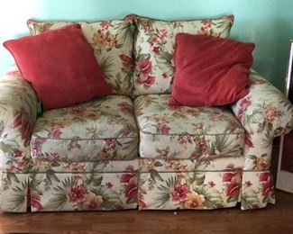 Beautiful Florida style love seat. Sofa to match and priced to fit perfect in your home or lanai