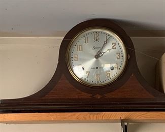 Sessions mantle clock