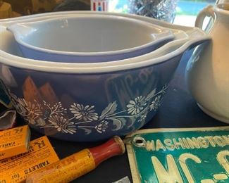 Pyrex Blue Cinderella Colonial Mist Bowls