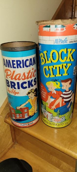 Vintage BLOCK CITY No. B 750 "The Chicagoan" All Plastic Block Construction Set; Vintage American Plastic Bricks By Elgo, Set No. #715 USA