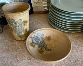 ceramic pottery set (2); pier 1 - Chargers
