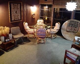 Clark Casual rattan 4 chairs and table, coffee bag