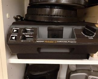 Kodak Medalist II slide carousel