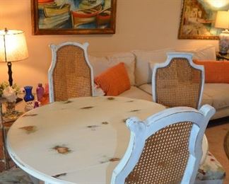 BREAKFAST TABLE WITH FOUR CHAIRS. 