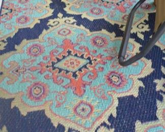 OUTDOOR RUG