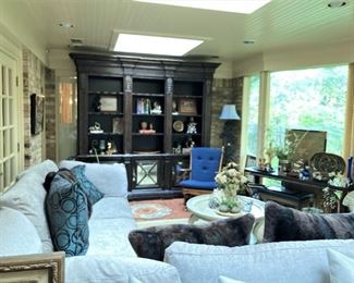 Spacious wall unit for storage and display