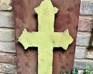 Metal cross