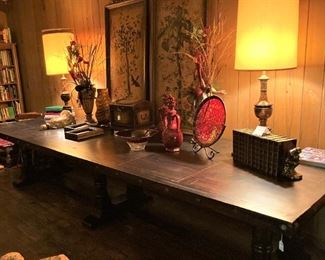 This large table will easily seat 10 people.