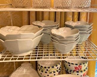 Glassware, lotus bowls, other bowls