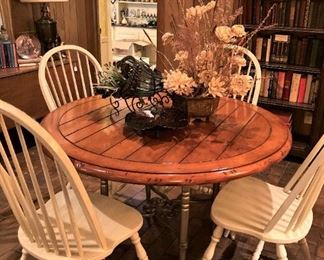 Breakfast table & 4 chairs