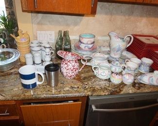 kitchen items-dishes