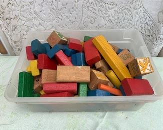 lot 20- lot of old building blocks $15
