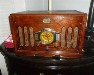 Thomas multi-purpose radio/turntable/etc