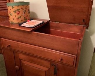 Vintage dry sink
