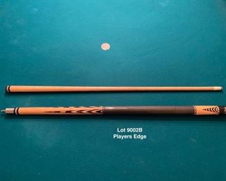 Lot 9002-B. $50.00. Players Edge Competition Pool Cue.