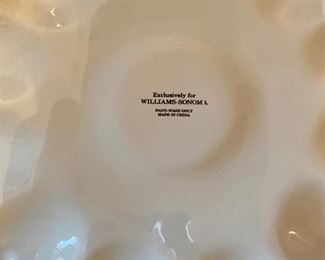 Lot 9010. $48.00. Celebrate Easter in Style with this  Set of two Williams-Sonoma White Porcelain Serving Pieces - A Porcelain Woven Basket 10" long x 7"w x 5" tall, and a Bunny Egg Platter 10.5" diameter and 5" tall.  Both pieces are in excellent condition and will go with any kind of decor!