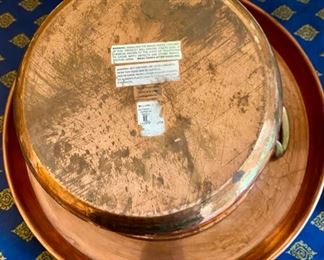 Lot 9011B. $65.00   William Sonoma Copper Basket with Brass Handles 