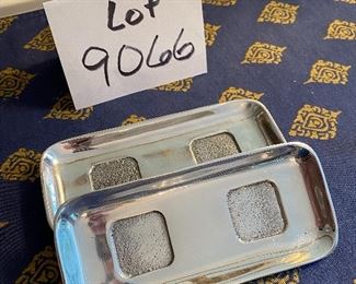 Lot 9066. $14.00 Pottery Barn Salt & Pepper bowls w/trays (missing one tiny spoon)