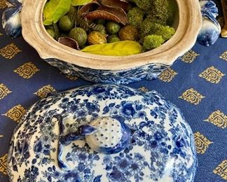 Lot 9098. $40.00 Blue & White Covered Tureen or Casserole Dish w/2 handles, shown here with potpourri.  Measures 14"w x 9"d x 6.5" tall. Pretty!