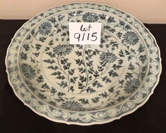 Lot 9115.  $60.00. Beautiful vintage or antique Italian serving bowl/platter, featuring a blued/white background with a blue floral painted design on the entire platter.  Great to use or display.	18" diam