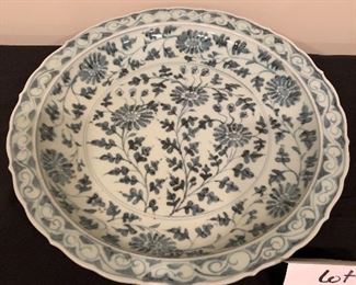 Lot 9115.  $60.00. Beautiful vintage or antique Italian serving bowl/platter, featuring a blued/white background with a blue floral painted design on the entire platter.  Great to use or display.	18" diam