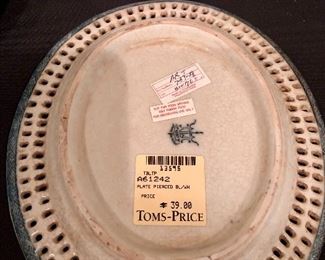 Lot 9116. $100.00  6 pierced-edge oval plates from Toms-Price all with an Asian countryside scene.  These plates are great for decoration and one has been repaired.	9" x 8"   Owner paid $39 each for these plates.