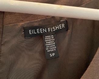 Lot 9140.$72.00  Eileen Fisher Sleeveless Shift Dress with two pockets, size S/P, in a Brown Tencil/Linen Blend, Machine Wash Cold or Dry Clean, Fully Lined, feels terrific, from" back middle zipper to bottom of dress measures 37", from armpit seam to seam measures 19" x2. Dress it up or dress it casual - either way, Eileen Fisher's garments look great on anyone!  Similar sells new for $178 from Nordstrom, looks new!