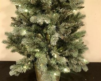Lot 9286.  $125.00.  Pottery Barn, lighted Christmas tree.  4' Tall x 22' diam.