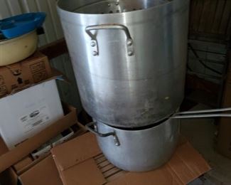 Huge fish or turkey cooker