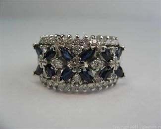 Gorgeous Diamond and Sapphire Ring in 14kt White Gold