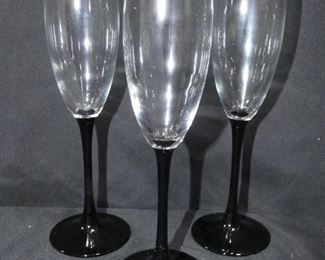 9 Champagne Glasses