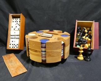 Vintage Wooden Games & Pieces