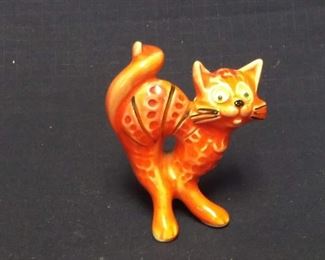Retro Orange Cat Figurine