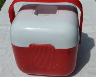 Small Cooler Red  White