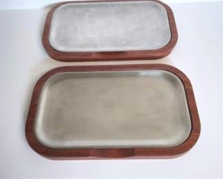 Two Brookstone Sizzle Plates