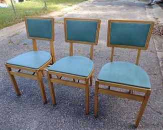 Vintage Stakmore Portable Wood Folding Chairs