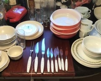 Pyrex, vintage corelle