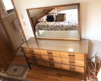 1 of 4 Mid Century Modern Bedroom Dresser with Mirror (5piece set) by Basic Witz furniture